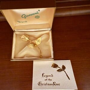 Christmas Rose Pin plated in Gold